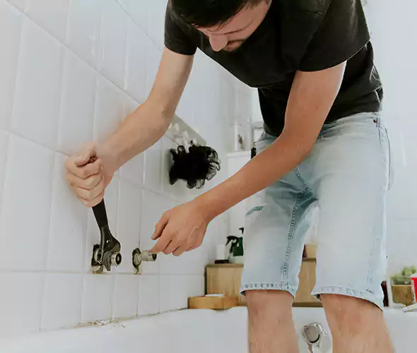 Affordable Bathtub Faucet Replacement in Stockbridge: Choose Experienced Local Technicians
